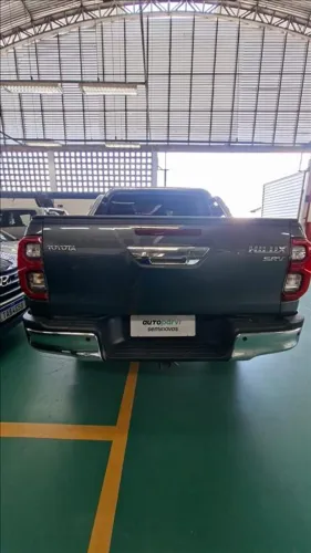 Toyota Hilux CD SRV 4X4 2.8 TDI Diesel Aut. 2024