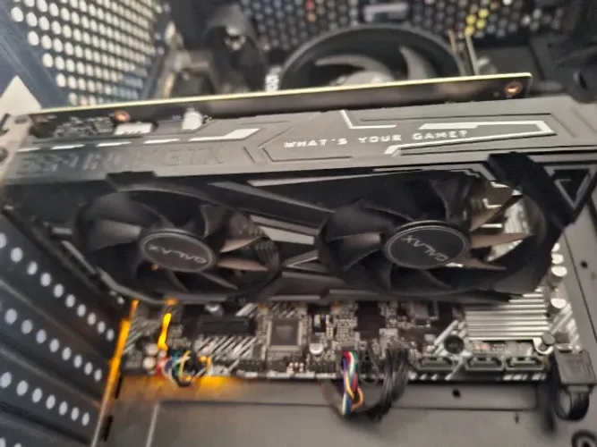 Placa de video Nvidia Geforce GTX 1650