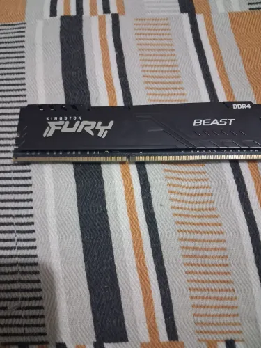Memória ram desktop Kingston Fury Beast 16gb 2400mhz ddr4