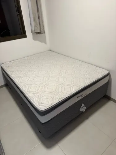 Vendo Cama Herval Ômega Molas Ensacadas