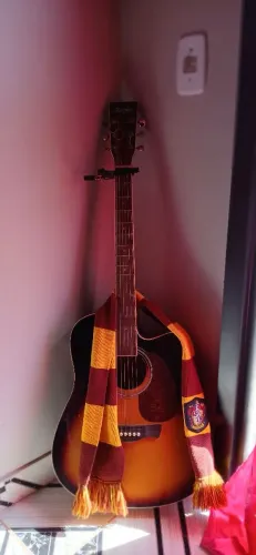 Violão eletroacústico 