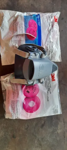 Kit máscara com dois filtros