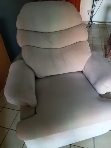 Poltrona do papai com pouco tempo de uso - conservada