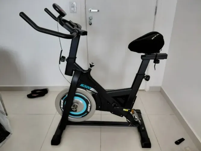 Bicicleta Ergométrica Spinning PodiumFit S300 Silenciosa
