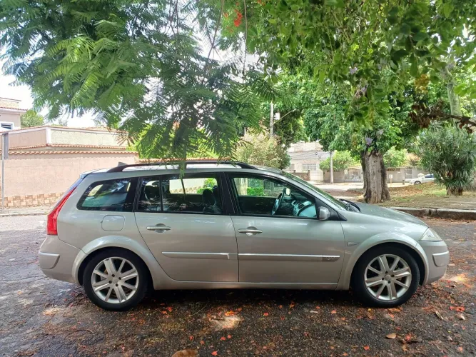 Renault Megane Grand Tour Dynam. Hi-flex 1.6 16V 2013