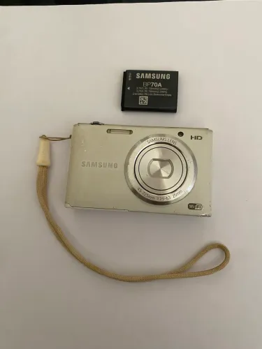 Câmera Cybershot Samsung ST150F