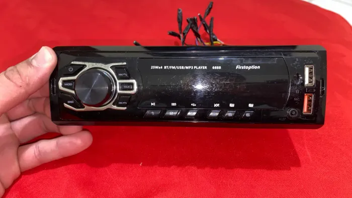 Aparelho de Som - MP3 Player First Option 6688