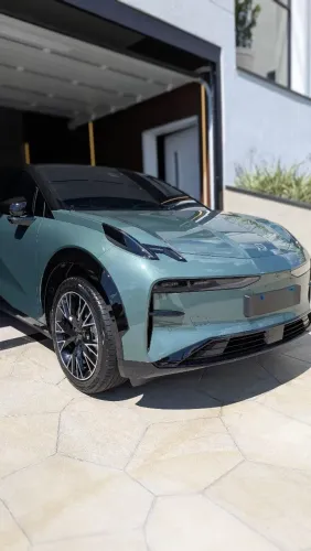 Zeekr X Flagship Flagship (elétrico) 2025