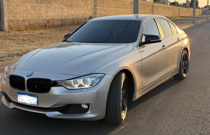 BMW 320I A Modern/sport TB 2.0/a.flex 16V 4P 2014
