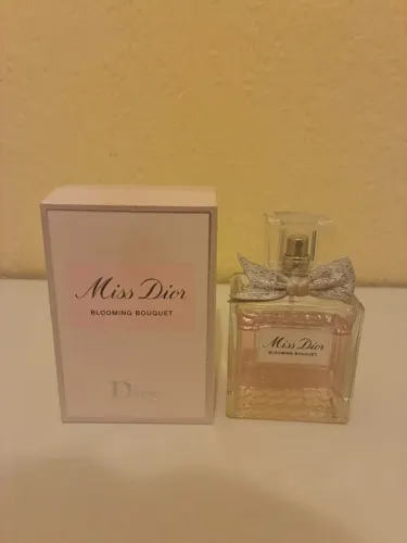 miss dior blooming bouquet
