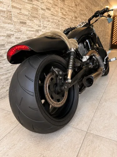 HARLEY-DAVIDSON V-ROD MUSCLE VRSCF 1250 - 2012 - EXCLUSIVA ?