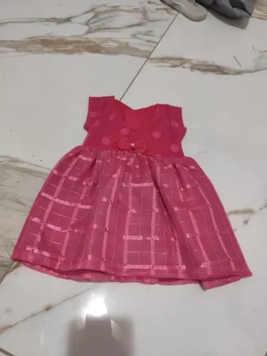 Lote de roupas de bebê menina
