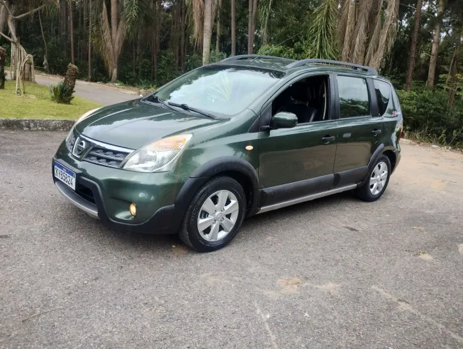 Nissan Livina X-gear SL 1.6 16V Flex Fuel Mec. 2011