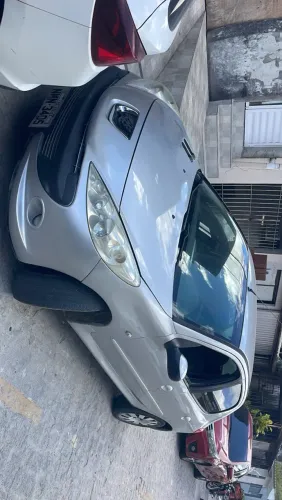 Peugeot 207 XR Sport 1.4 Flex 8V 5P 2011