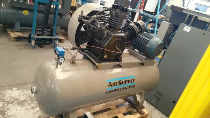 Compressor de Ar de 40 Pés (15 Hp)