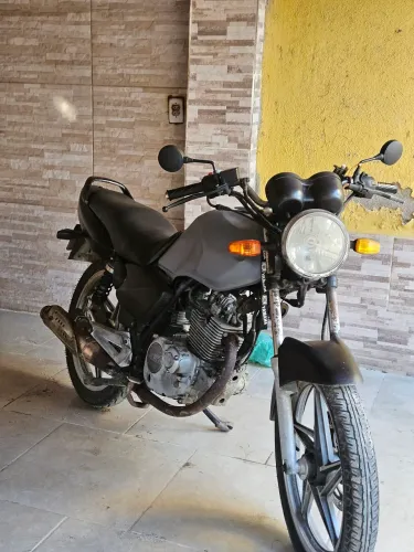 Vendo ou troco yes 125