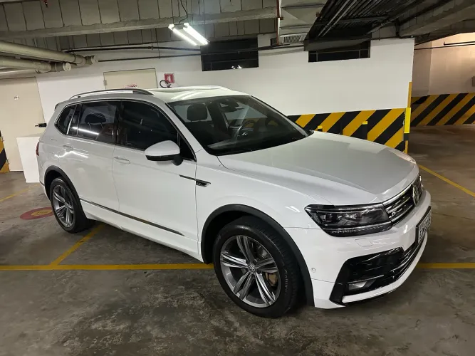 Volkswagen Tiguan Allspac R-line 350 TSI 2.0 4X4 2019