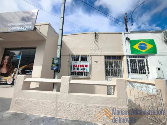 casa 2 quartos Centro Avenida Ayrão