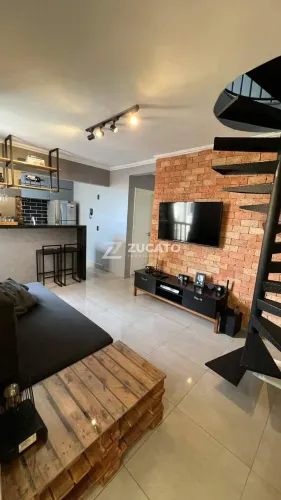 Cobertura/duplex à venda recém reformado bairro Mercês. Uberaba, MG