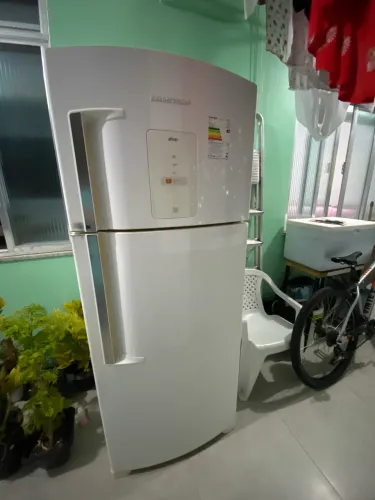 Geladeria frost free 440 litros Brastemp