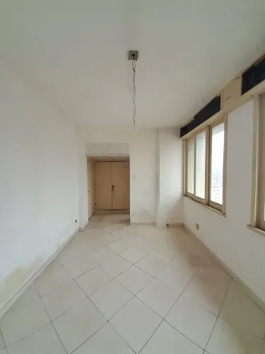 Imóvel para aluguel possui 28 metros quadrados com 1 quarto em Centro - Rio de Janeiro - R