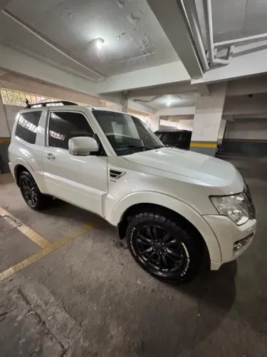 Mitsubishi Pajero HPE Full 3.8 V6 250cv 3P Aut. 2017