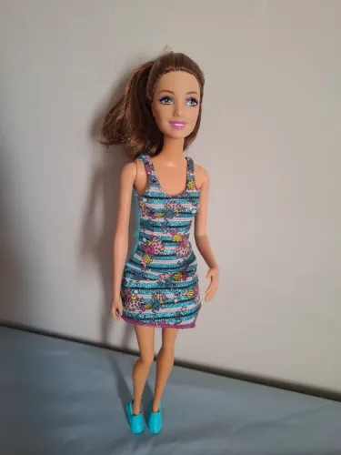 Boneca barbie Teresa