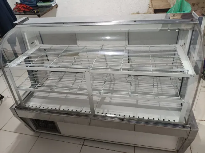 Freezer Ar Forçado para Bolo