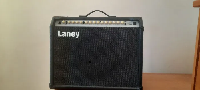 Amplificador Laney Fusion TF300