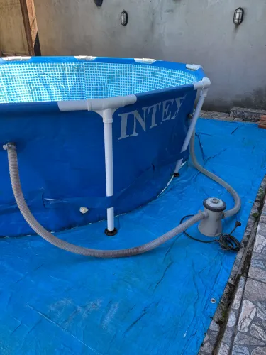 Piscina INTEX Metal Frame 3,05m - completa | R$ 700
