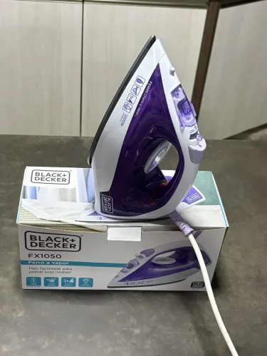 Vendo ferro á vapor black & Decker 