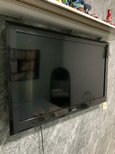 TV CCE 42 polegadas