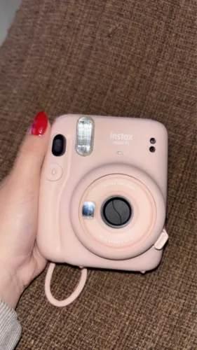 Câmera INSTAX MINI 11, ótimo estado, usado poucas vezes 