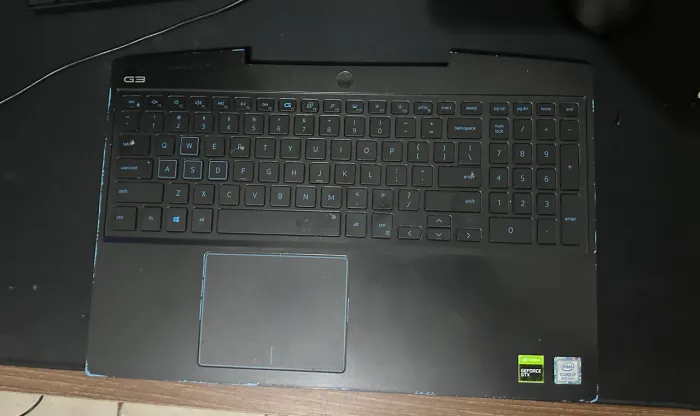 Carcaça Superior (Palmrest + Teclado + Touchpad) Notebook Dell G3 15 Original