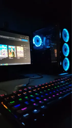 Pc gamer: Ryzen 5, RX 7600 xt , 16gb RAM
