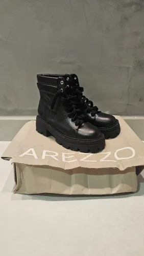 Bota Arezzo Original em Couro Preta - Nunca Usada