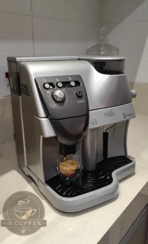 Máquina de café expresso Saeco 