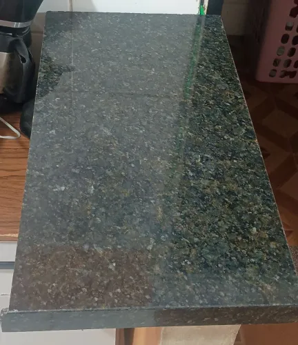 Balcão mármore pequeno ou para fazer emenda 70x37