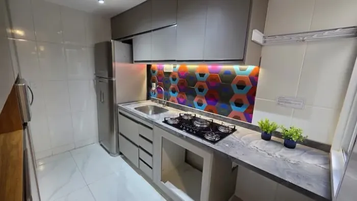 VENDO APARTAMENTO EM TATUAPÉ, DE 2 QUARTOS, 2 BANHEIROS E 1 VAG. JM07