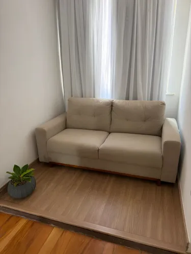Sofá 2 lugares - semi novo 