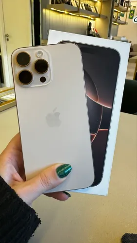 iPhone 16 Pro Max 256gb Desert Seminovo / Loja Física
