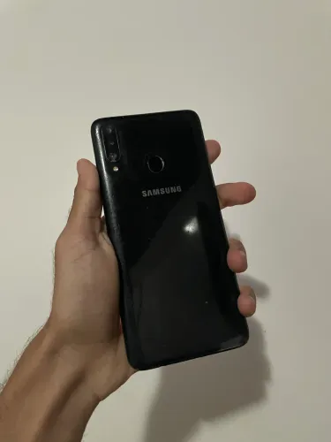 Samsung A20s