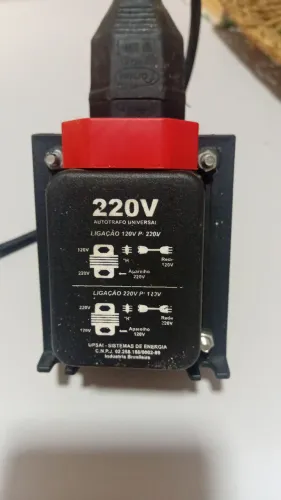 Autotransformador Universal Bivolt Upsai (Conversor 110V para 220V / 220V para 110V)