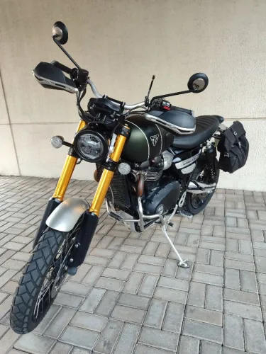 Triumph Scrambler 1200 XE