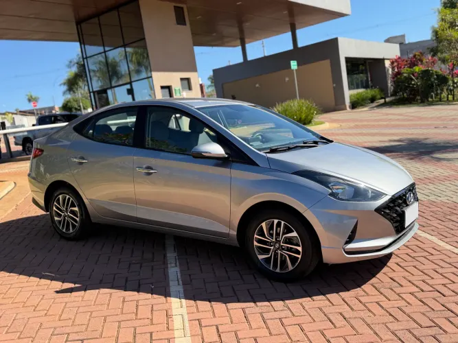 Hyundai HB20S Platinum 1.0 TB Flex 12V AUT 2022