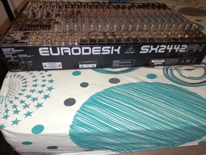 Mesa De Som Berhing EuroDesk SX2442FX