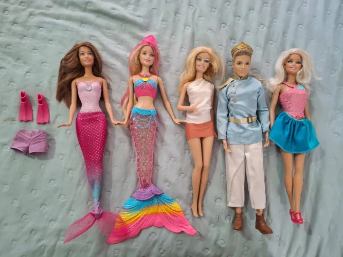 Lote de bonecas Barbie e Barbie sereia