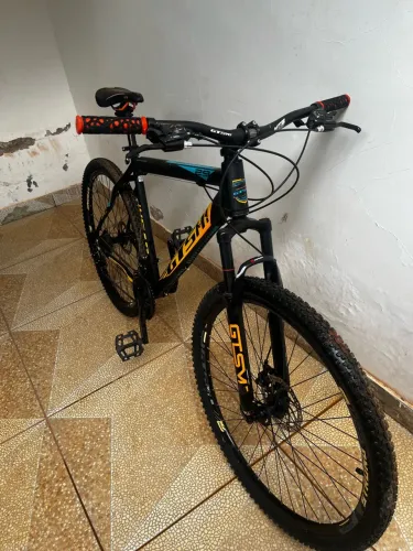 VENDE-SE BICICLETA ARO 29