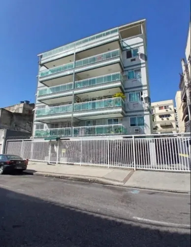 Apartamento 3 Quartos 2 banheiros e Vaga de Garagem