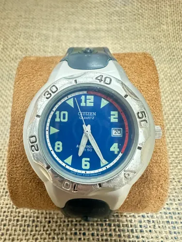 RELOGIO VINTAGE Citizen Quartz Aluminium WR 50 - Mostrador Azul